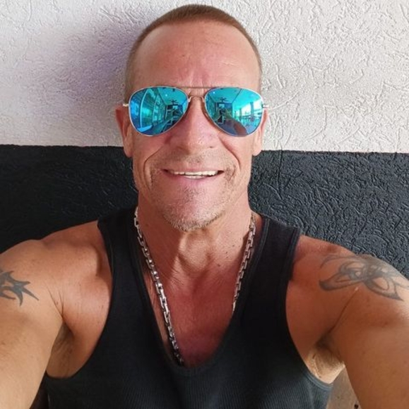 Meet your Posher, Michael - Picture 1 of 1